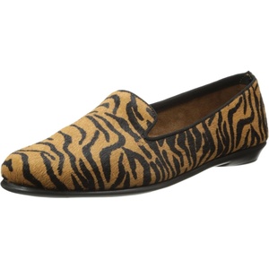 image:imageAerosoles Womens Betunia SlipOn Loafer with Memory Foam FootbedTiger Tan